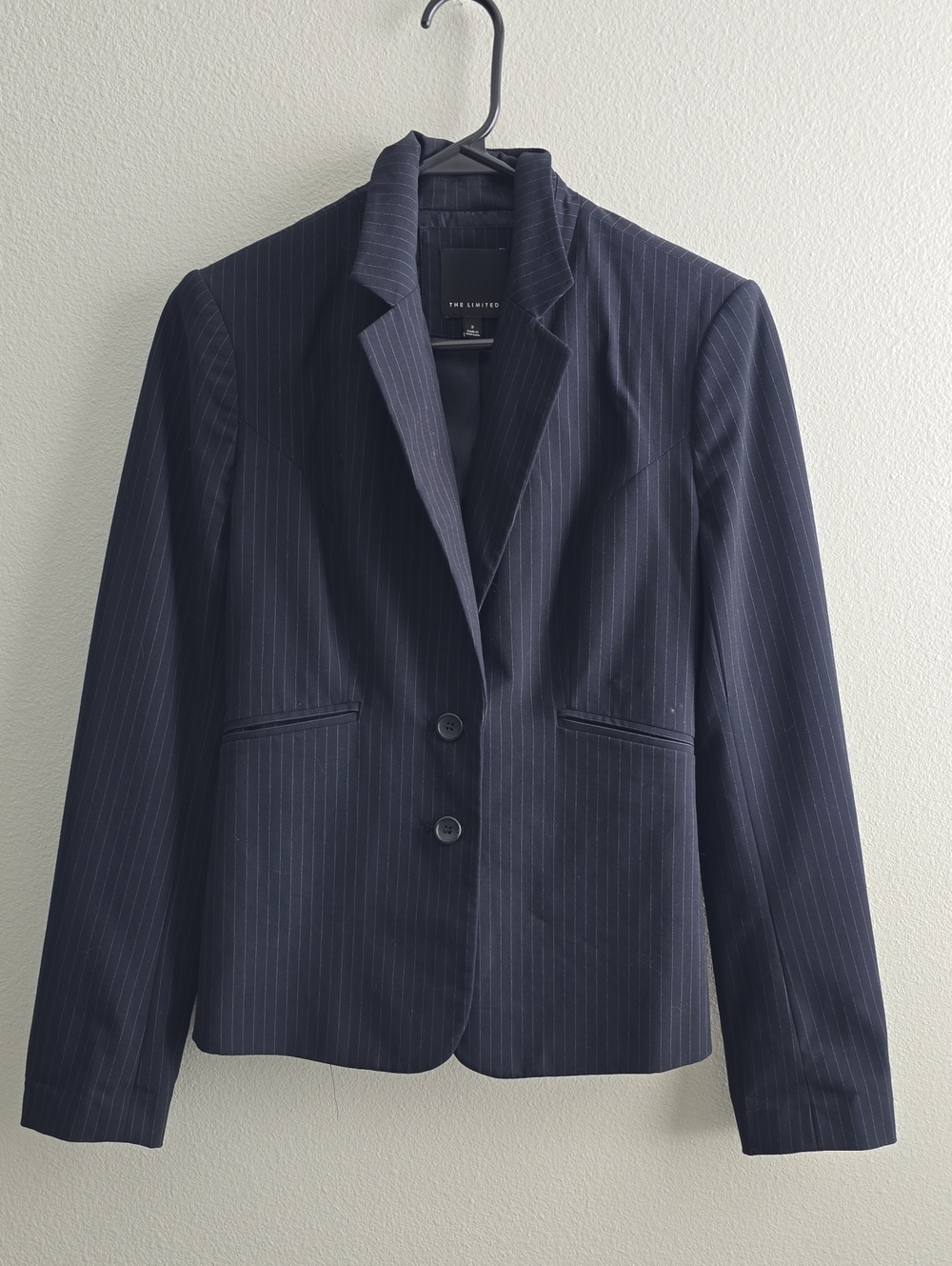 10/3  THE LIMITED JACKET